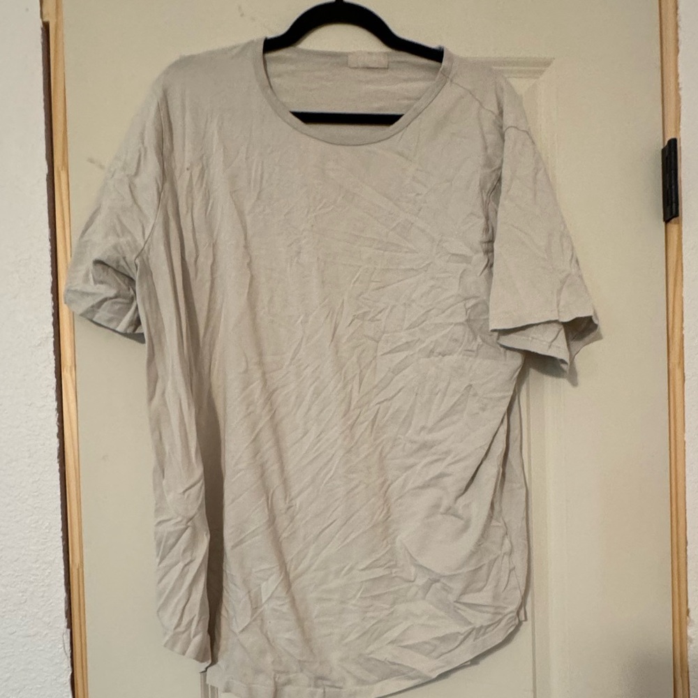NUUDS tee
